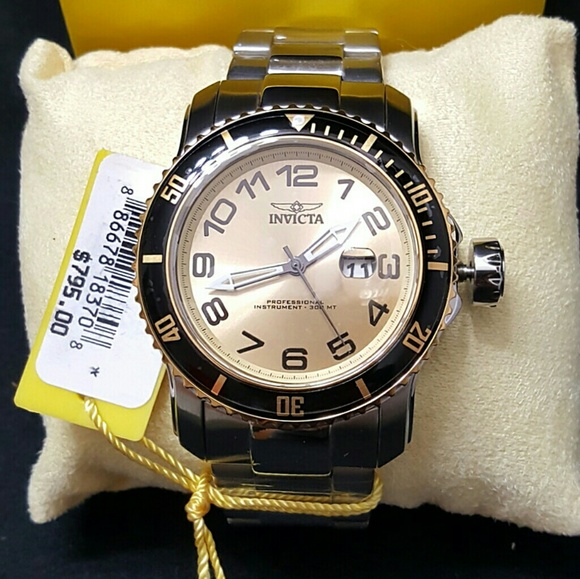 Big sale Invicta Champagne dial watch FIRM